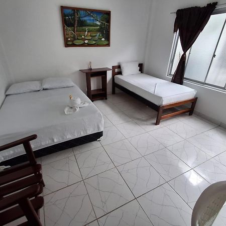 Hotel Heliconias Leticia Kültér fotó