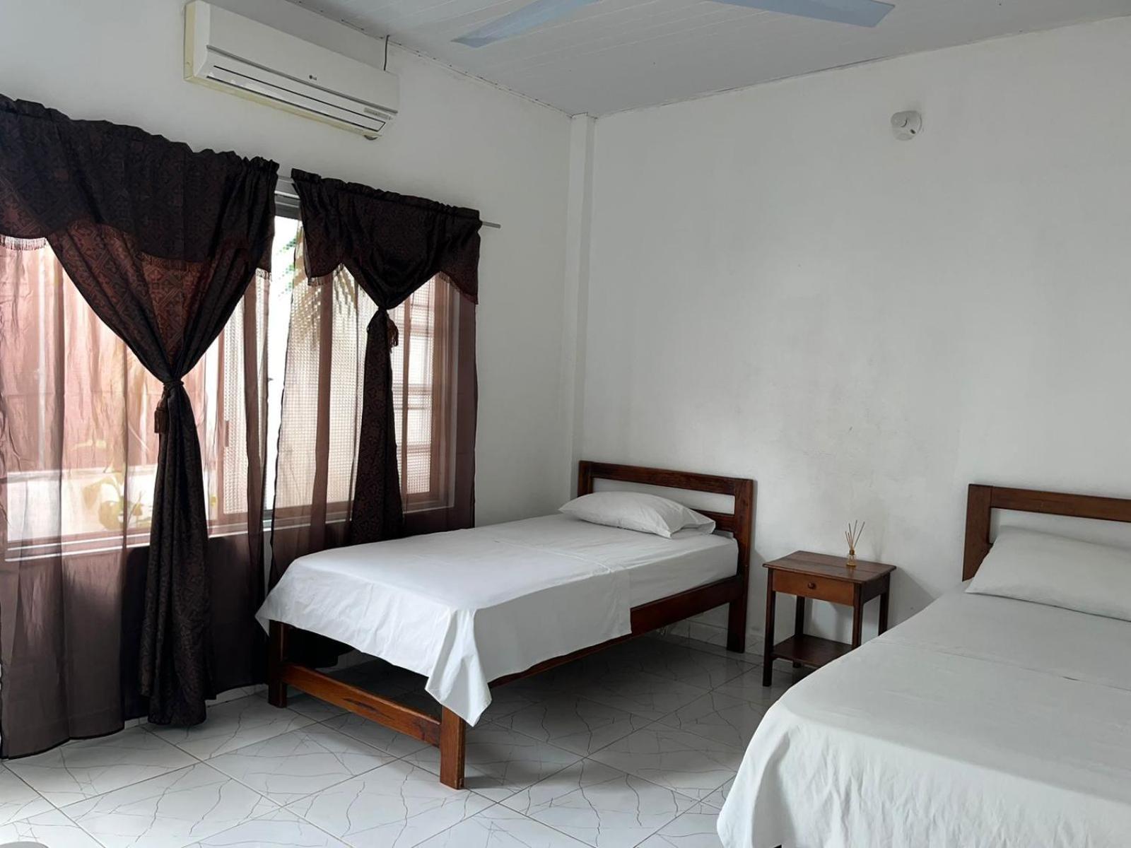 Hotel Heliconias Leticia Kültér fotó