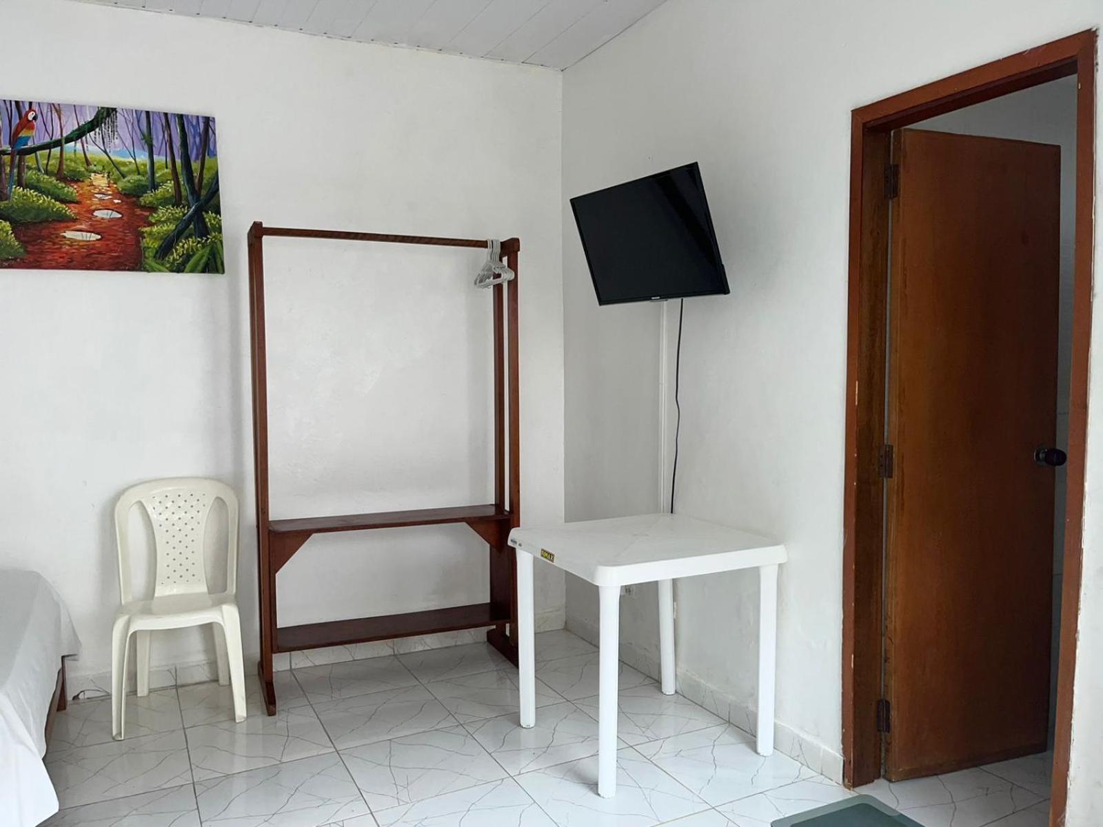 Hotel Heliconias Leticia Kültér fotó