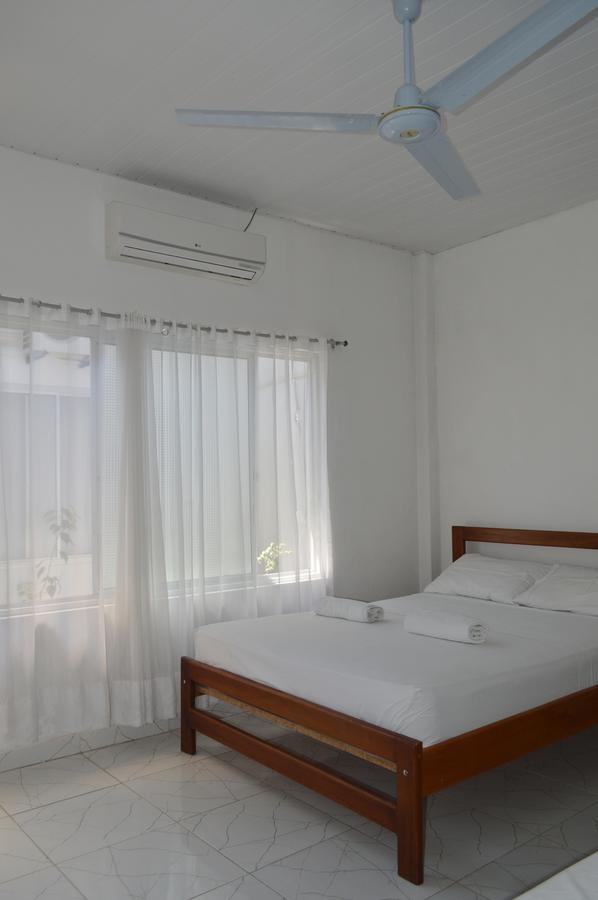 Hotel Heliconias Leticia Kültér fotó