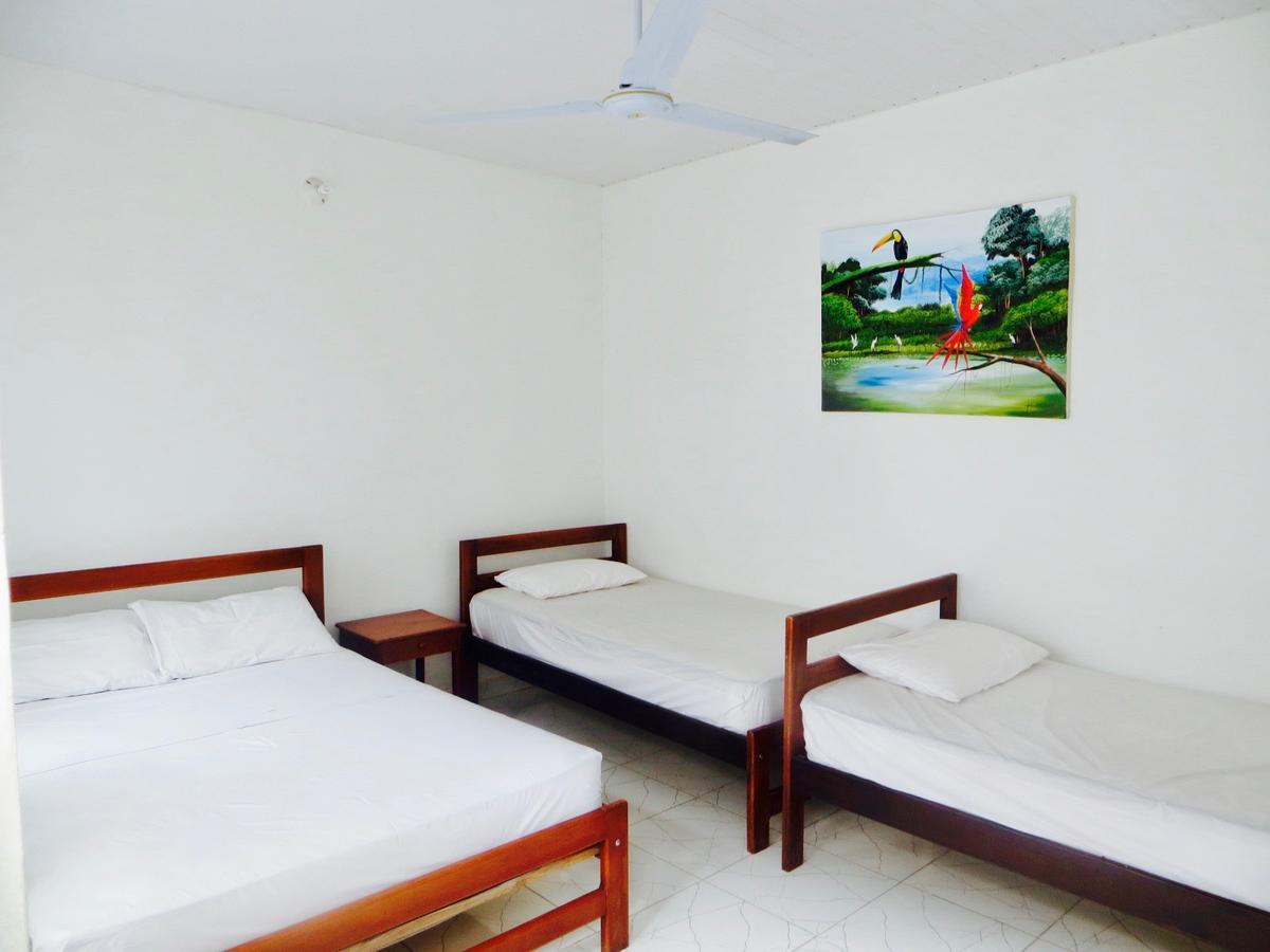 Hotel Heliconias Leticia Kültér fotó